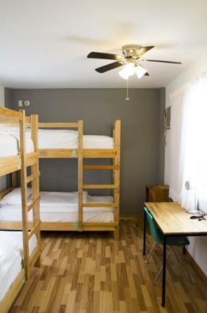 Hostal Tres Central - Photo3