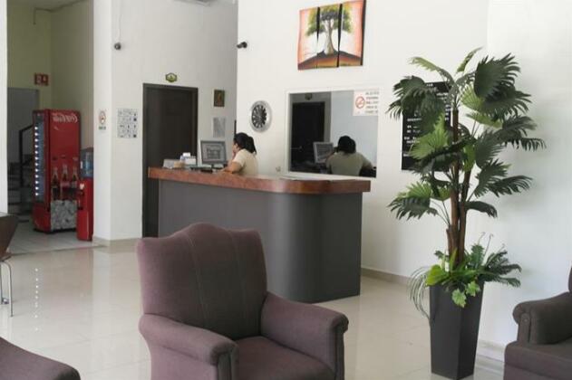 Hotel El Roble - Photo4