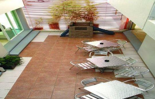 RS Suites Hotel - Photo2