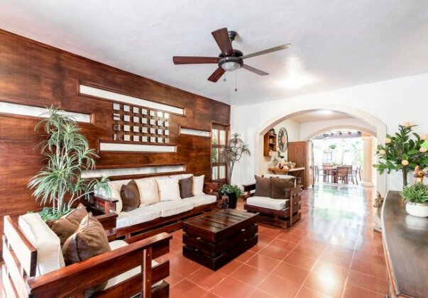 El Zaguan Colonial - Photo2