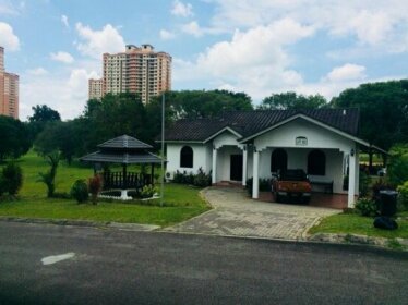 HH Bungalow Homestay Lot 322