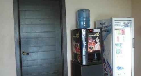 Bee Garden Motel - Photo3