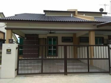 Shah Dangau Loqstaq Muslim Homestay