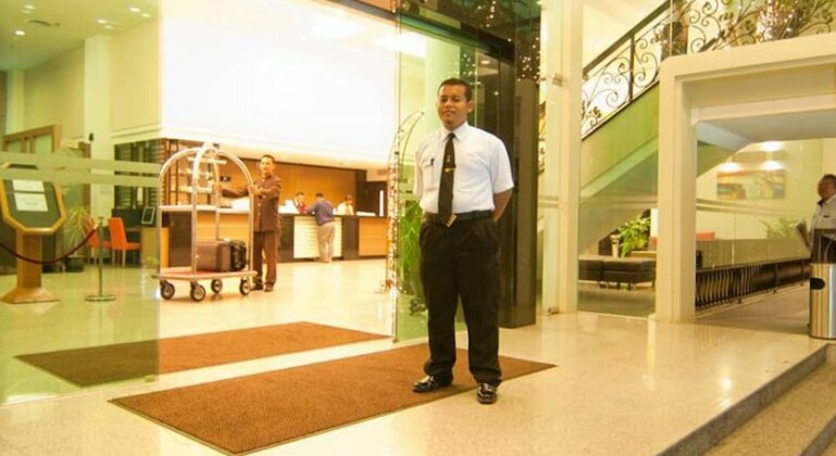 StarCity Hotel - Photo3