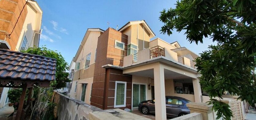 Zulfa Homestay Muslim Only