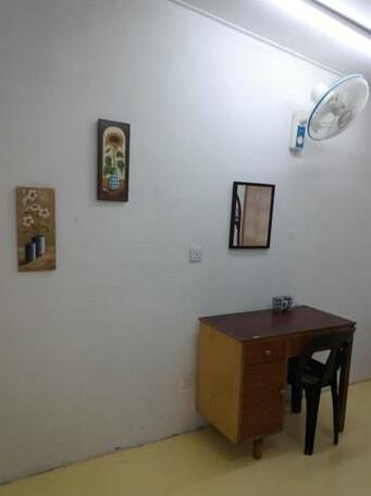 K Hause - Photo5