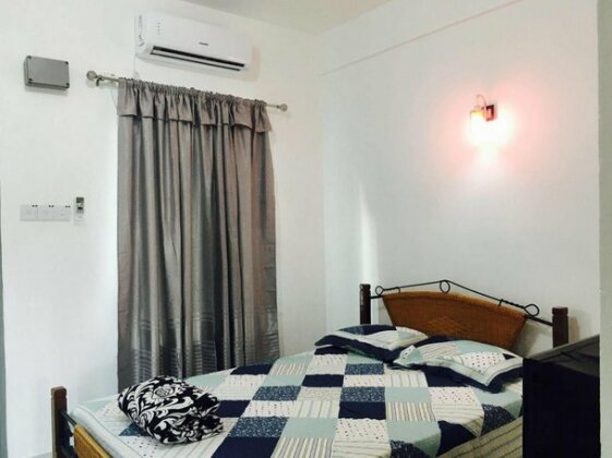 Lyaa Resthouse - Photo2