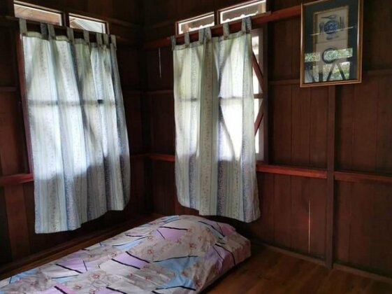 Metta Lodge - Photo2