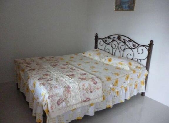 Erney Homestay Pantai Balok Kuantan - Photo2