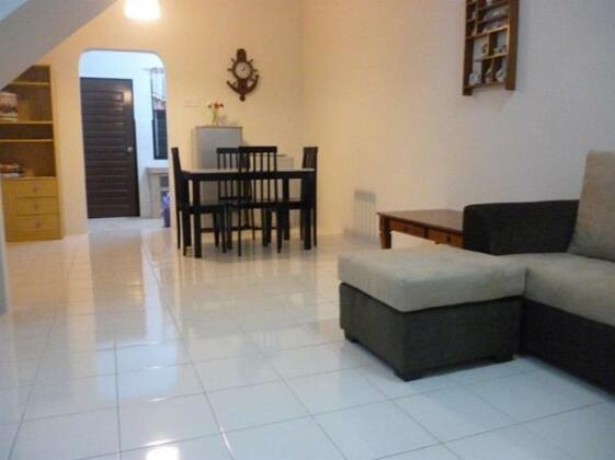 Erney Homestay Pantai Balok Kuantan - Photo3