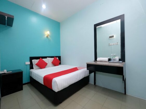 OYO 89339 Marjan Hotel - Photo2