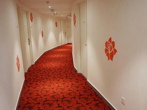 Riverine Garden Hotel - Photo4
