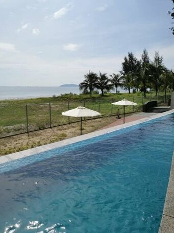 Timur Bay Sea View & Pool View 2BR Family Suite