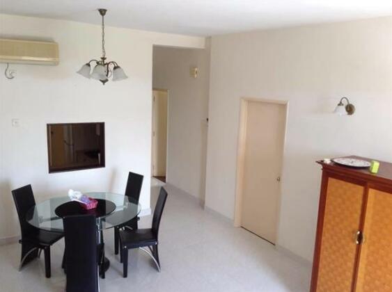 Eden Fairway Condominium - Photo4