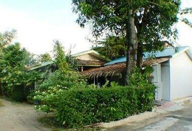 Lazyboys Guesthouse - Photo2