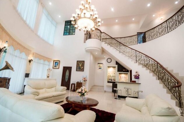 Luxury Bungalow with Private Pool - Photo3