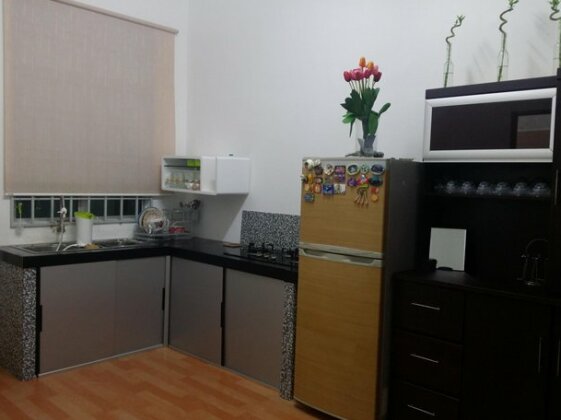 Al Hijrah Two-Storey Homestay Parit Raja - Photo4