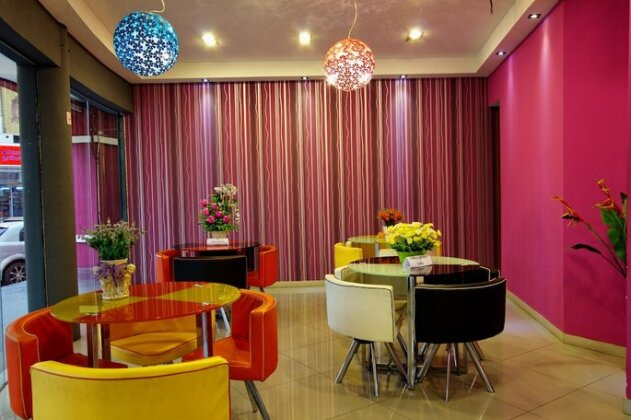 B & S Boutique Hotel - Photo3