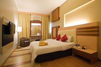 The Landmark Hotel - Photo5