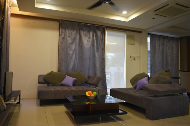 67 First Island - Photo5