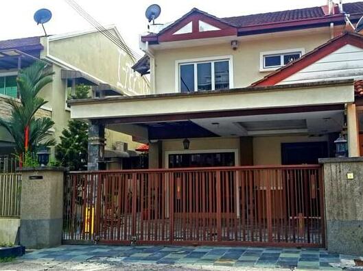 Angel's Penang Homestay