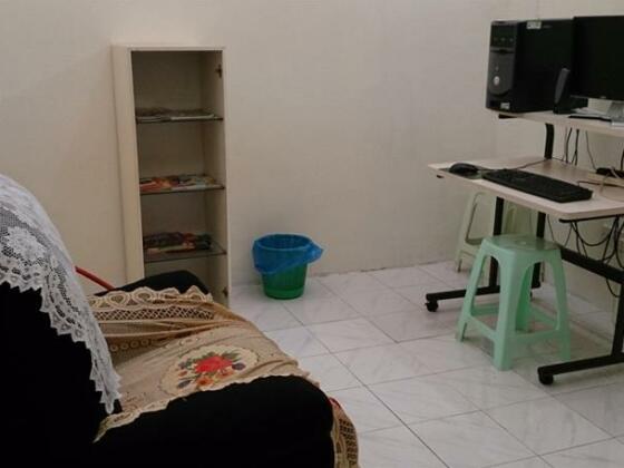 Bayan Seaside Guesthouse - Photo5
