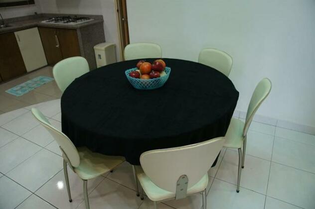 Homme Gold Coast Condominium - Photo4