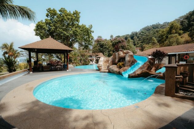 Jerejak Island Resort - Photo2