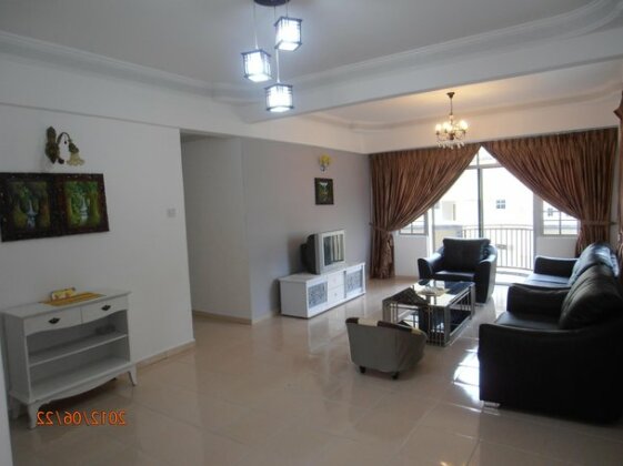 My Home Apartment - Crown Imperial Court - Photo3