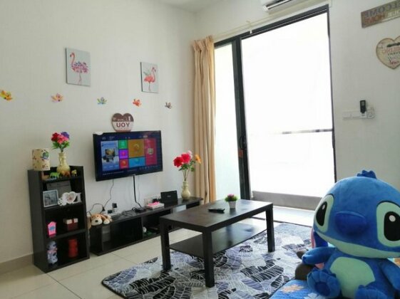Mevin Home @ Woodsbury Suites - Photo3