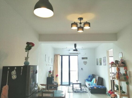 Mevin Home @ Woodsbury Suites - Photo5