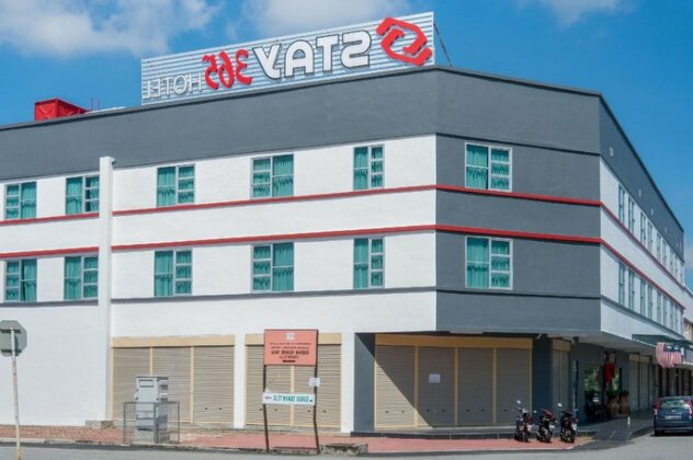 OYO 89386 Stay 365 Hotel - Photo2