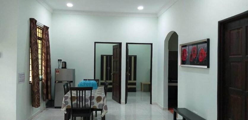 Faris Homestay - Photo4