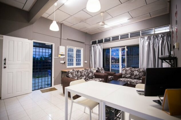 Kemaman Lodge & Cafe - Photo4