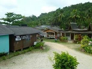 Riverside 3rd Point Chalet
