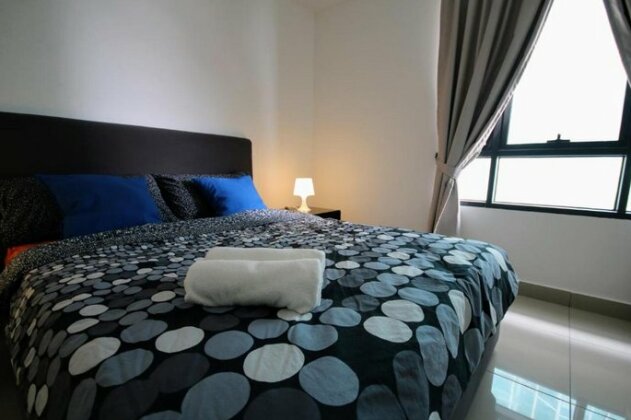 Abz Apartment @ Solstice - Photo4