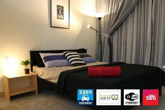 Rah Apartment @ Solstice - Photo3