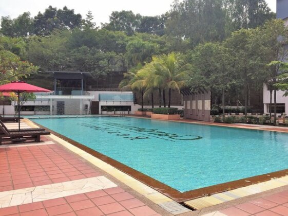 Spacious Three Bedroom Condo Cyberjaya - Photo3