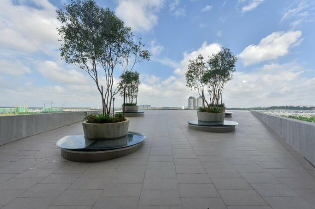 Tamarind Suites by SubHome - Photo5