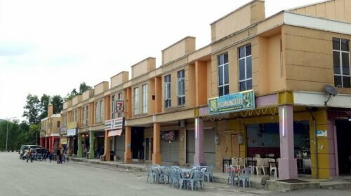 Gambang Bungalow Hometays 6 Rooms For Muslim