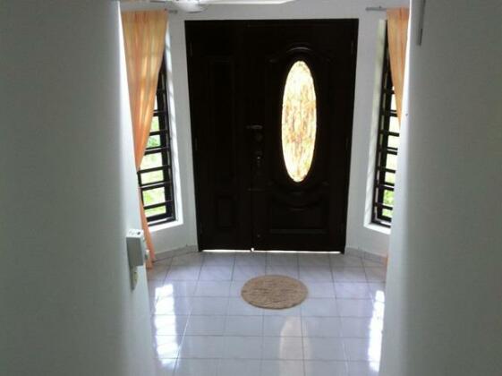 Bc House - Photo3