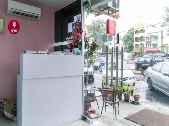 Colour Hotel Gelugor - Photo2