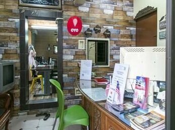 Oyo 226 Anggerik Lodging Hotel - Photo3