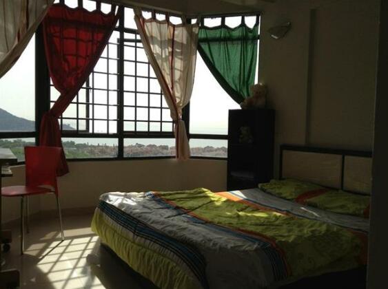 Sunny Ville Condo - Photo2