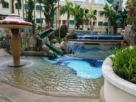 5 Star Location Condo