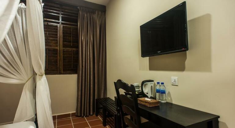Armenian Suite - Photo4