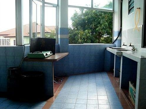 Burmahtel - Photo3