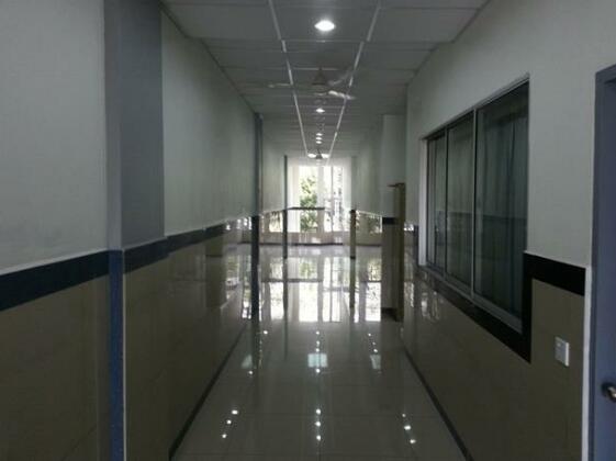 Burmahtel - Photo5