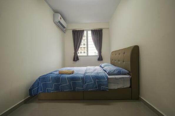  Photo 1