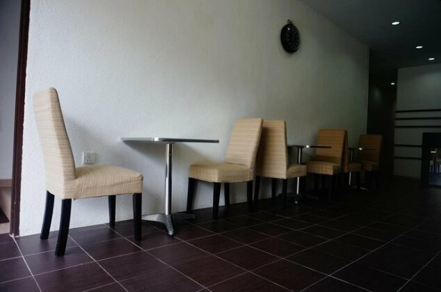 G99 Hotel - Photo4